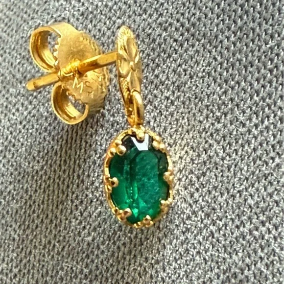 Vintage JMS 14k gold emerald earrings and necklace set - Picture 3 of 5